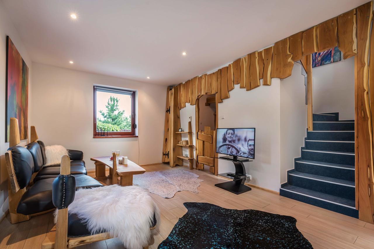 Oddy Villa Stará Lesná Exteriör bild